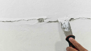 réparer et éliminer définitivement les fissures dans les murs