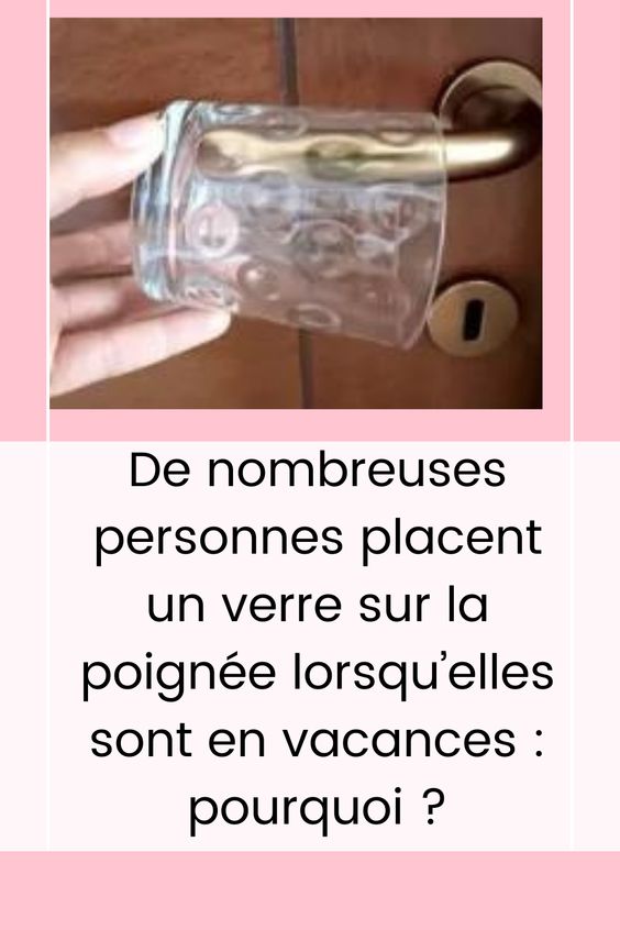 personnes placent un verre sur la poignée lorsqu'elles sont en vacances