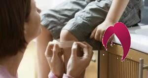 Comment Retirer un Pansement à votre Enfant sans le faire Souffrir