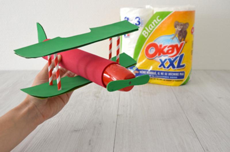 Construire un avion en carton en 7 étapes