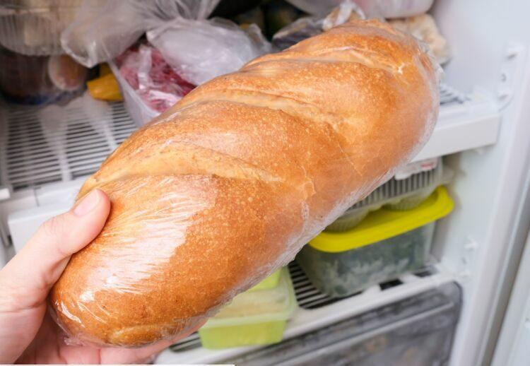 Pourquoi congeler son pain avant de le manger ?