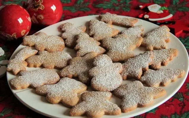 Petits sablés de Noël à la cannellee