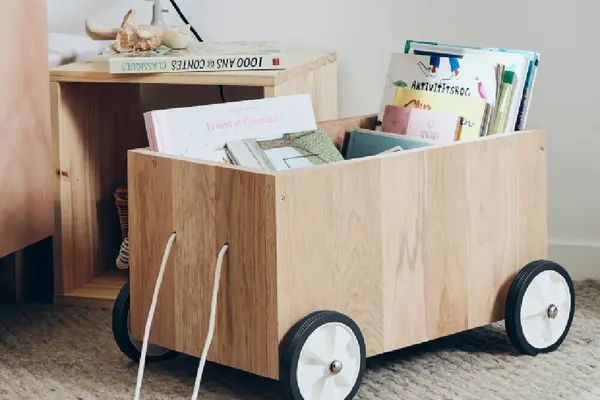 fabriquer un coffre roulant pour enfant