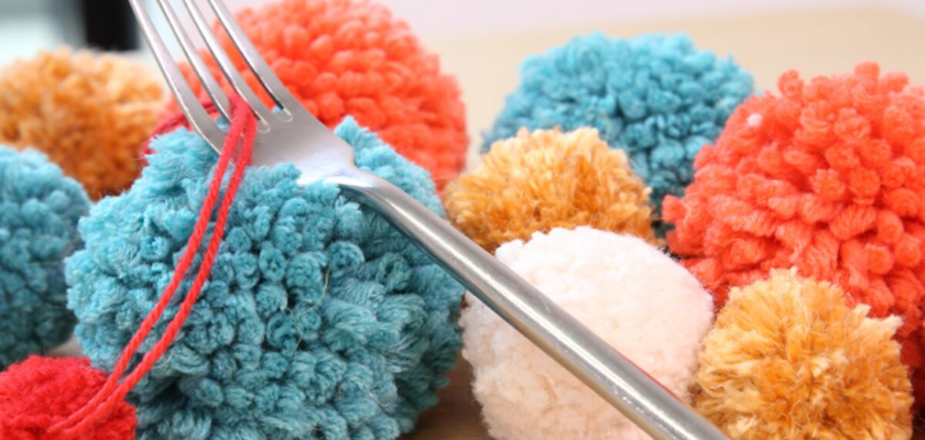 Comment faire un pompon avec une fourchette